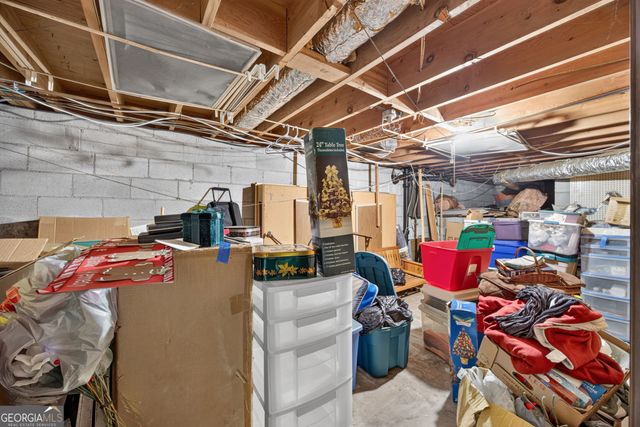 4690 Janice Drive, College Park, GA 30337