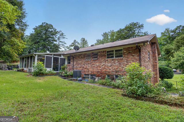 4690 Janice Drive, College Park, GA 30337