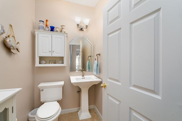 2002 Kildare Circle, Niceville, FL 32578