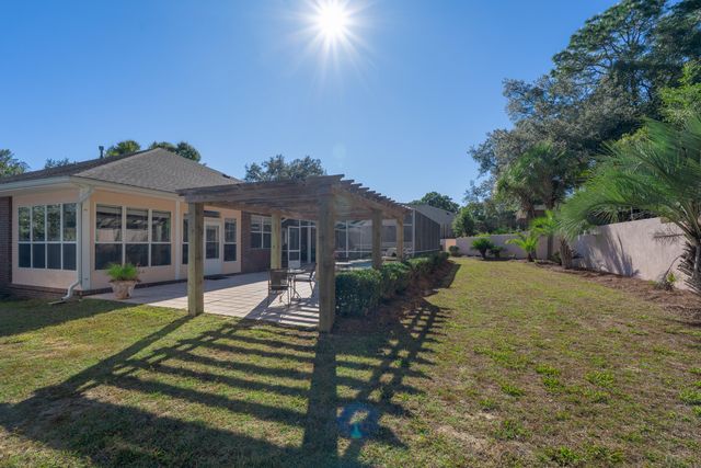 2002 Kildare Circle, Niceville, FL 32578
