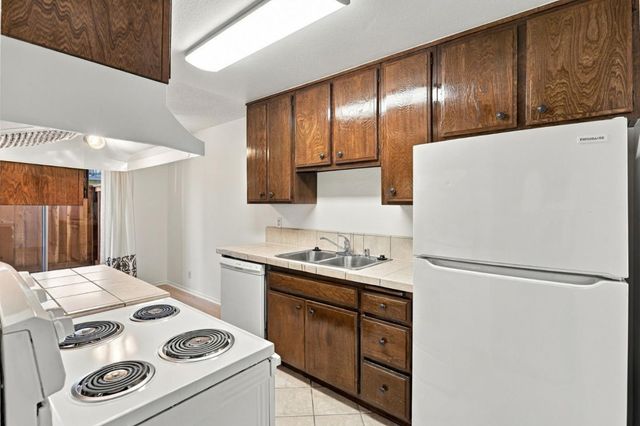247 N capitol Avenue 168, San Jose, CA 95127