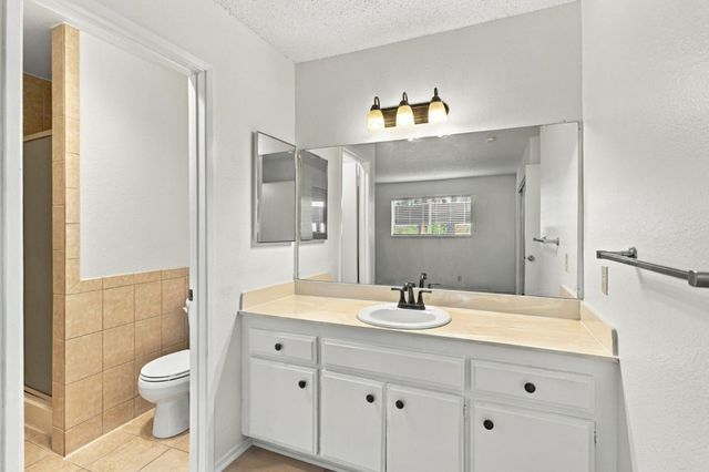 247 N capitol Avenue 168, San Jose, CA 95127