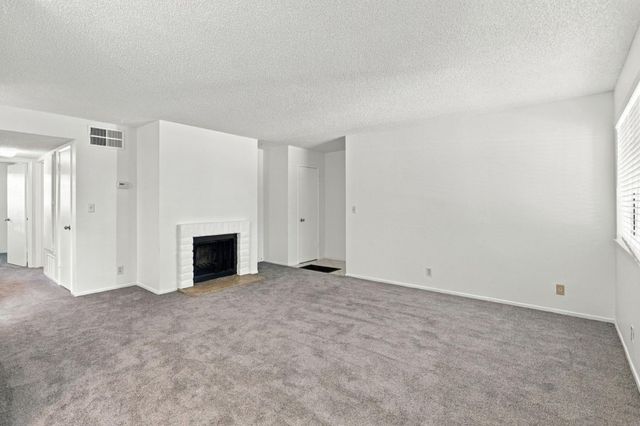 247 N capitol Avenue 168, San Jose, CA 95127