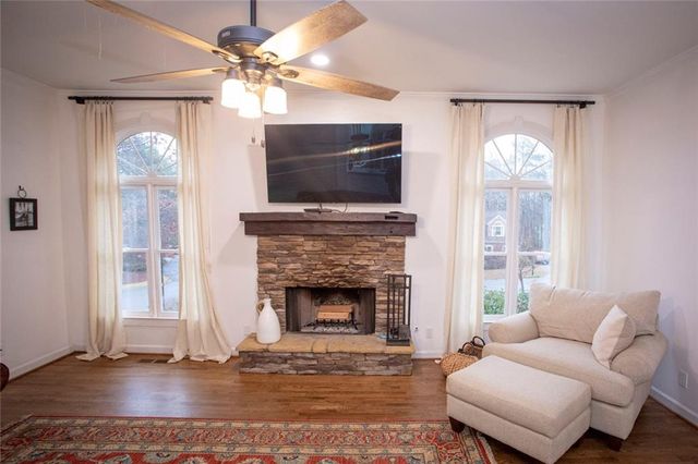 432 Westlake NW Drive, Marietta, GA 30064