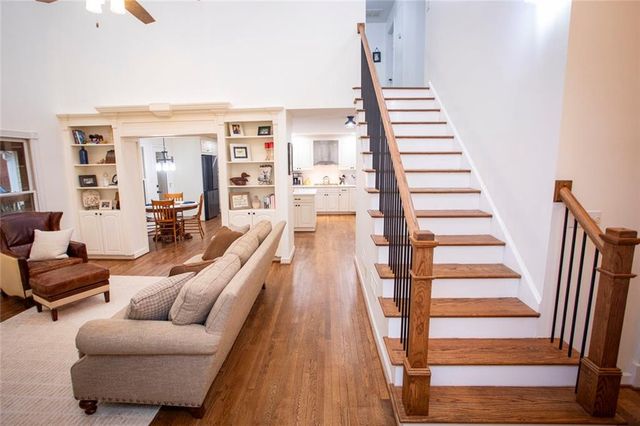 432 Westlake NW Drive, Marietta, GA 30064