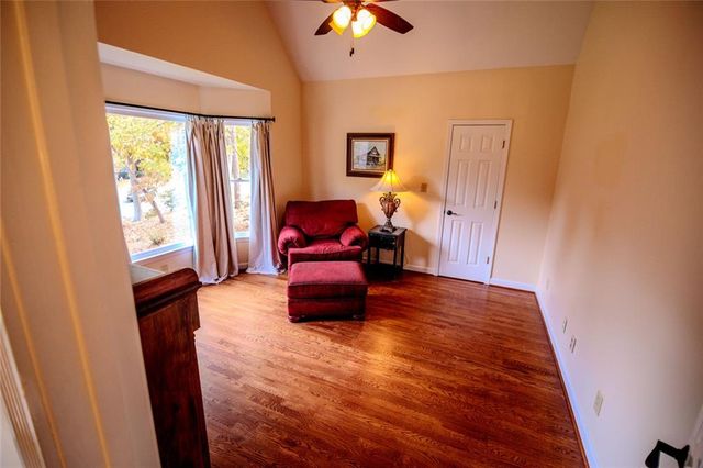 432 Westlake NW Drive, Marietta, GA 30064