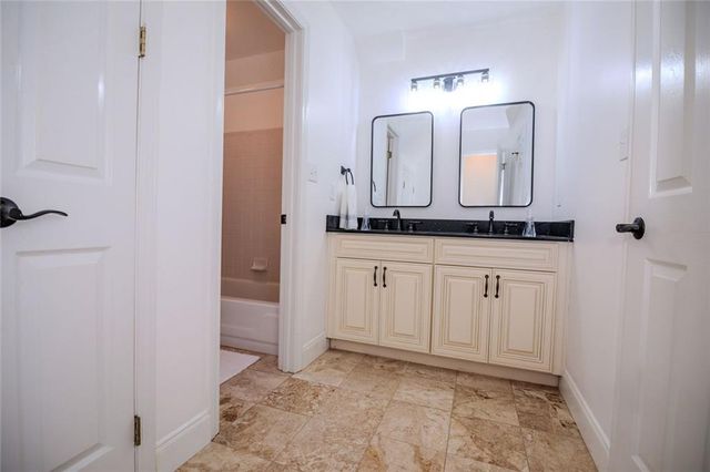 432 Westlake NW Drive, Marietta, GA 30064