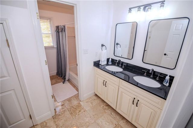 432 Westlake NW Drive, Marietta, GA 30064