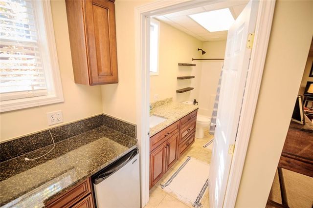 432 Westlake NW Drive, Marietta, GA 30064