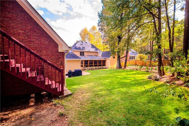 432 Westlake NW Drive, Marietta, GA 30064