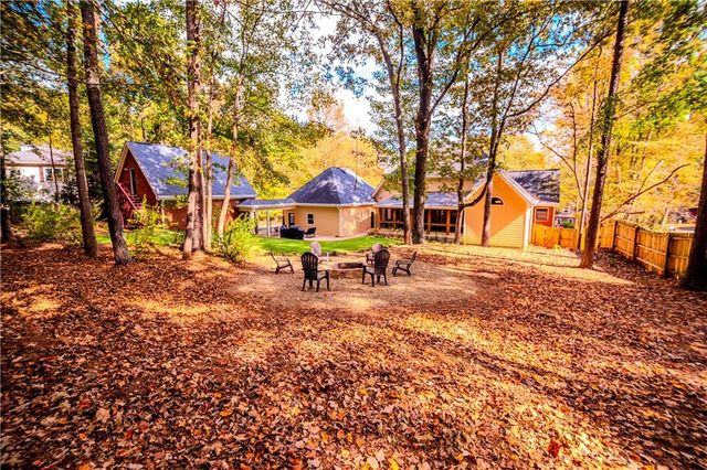 432 Westlake NW Drive, Marietta, GA 30064