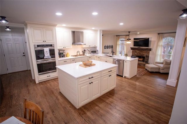 432 Westlake NW Drive, Marietta, GA 30064