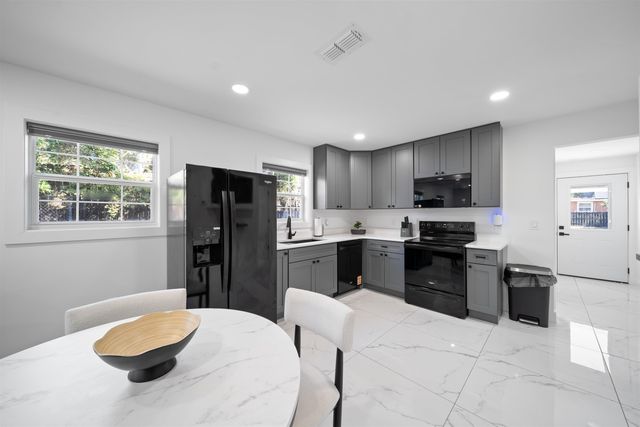 2403 Country Club Drive, Tallahassee, FL 32301