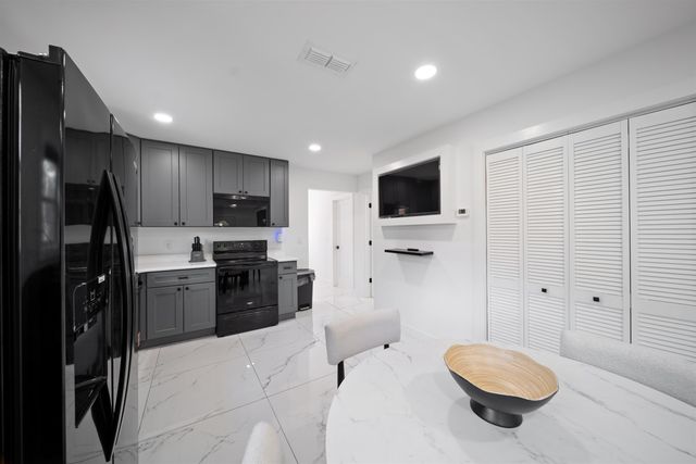 2403 Country Club Drive, Tallahassee, FL 32301