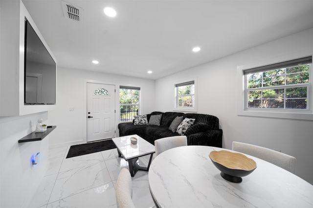 2403 Country Club Drive, Tallahassee, FL 32301