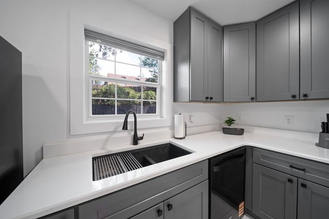 2403 Country Club Drive, Tallahassee, FL 32301