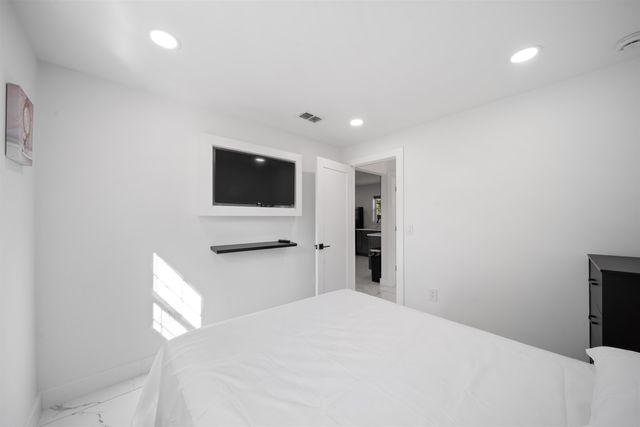 2403 Country Club Drive, Tallahassee, FL 32301