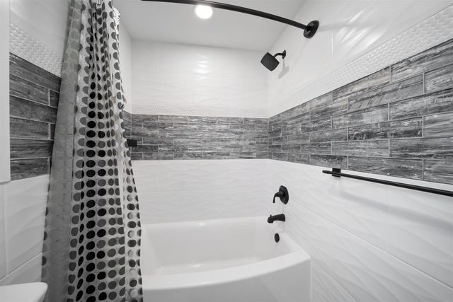 2403 Country Club Drive, Tallahassee, FL 32301