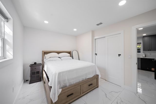 2403 Country Club Drive, Tallahassee, FL 32301