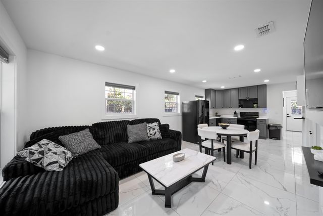 2403 Country Club Drive, Tallahassee, FL 32301