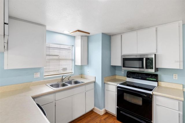 5182 MOELLER AVENUE, Sarasota, FL 34233