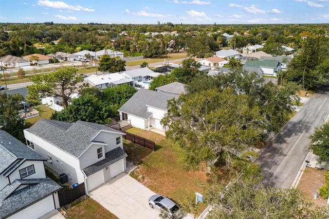 5182 MOELLER AVENUE, Sarasota, FL 34233