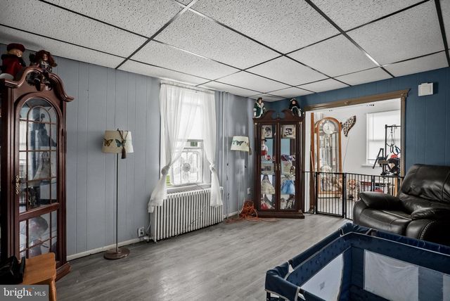 131 NORTH AVE, West Berlin, NJ 08091