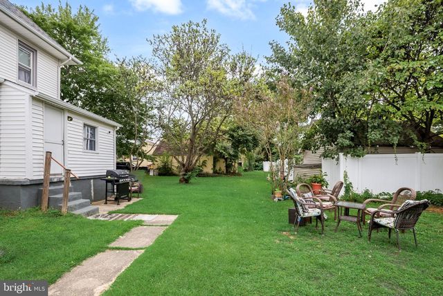 131 NORTH AVE, West Berlin, NJ 08091