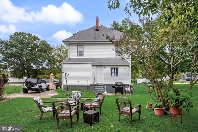 131 NORTH AVE, West Berlin, NJ 08091