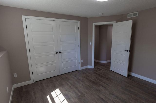 2081 S EL DORADO DR, Columbia, MO 65201