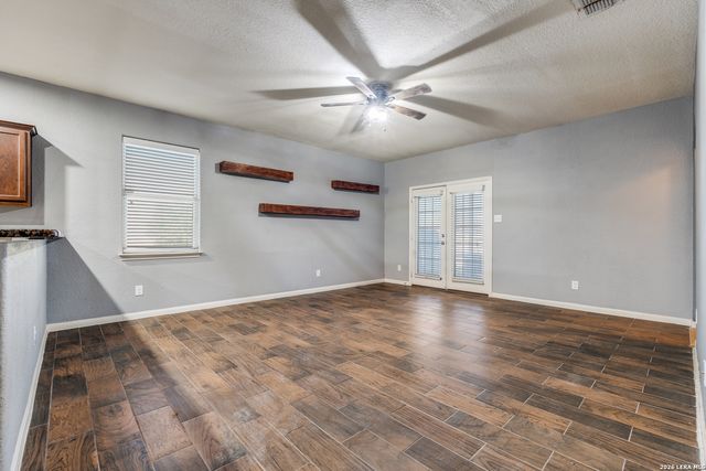 6523 Luckey Square, San Antonio, TX 78252