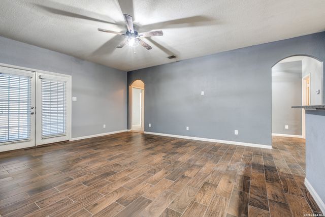 6523 Luckey Square, San Antonio, TX 78252