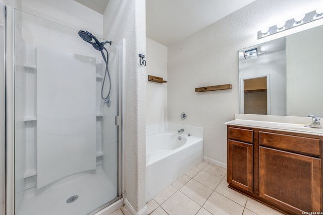 6523 Luckey Square, San Antonio, TX 78252