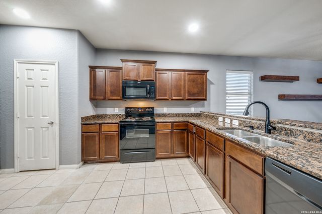 6523 Luckey Square, San Antonio, TX 78252