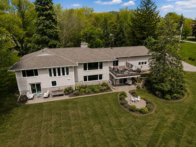 2685 Shadywood Road, Excelsior, MN 55331