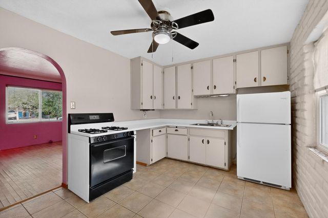 2817 Sierra Drive NE, Albuquerque, NM 87110