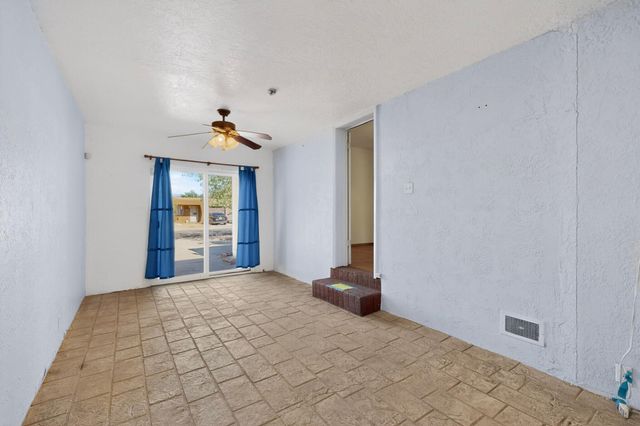 2817 Sierra Drive NE, Albuquerque, NM 87110