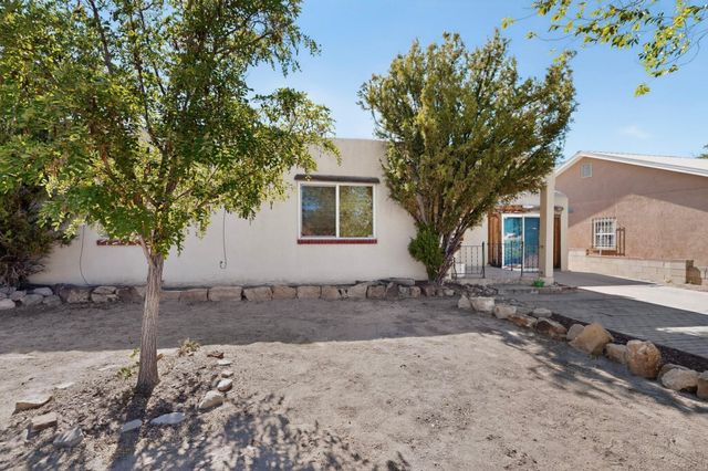 2817 Sierra Drive NE, Albuquerque, NM 87110
