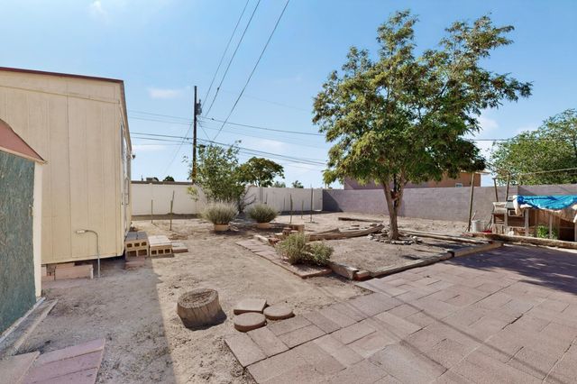 2817 Sierra Drive NE, Albuquerque, NM 87110