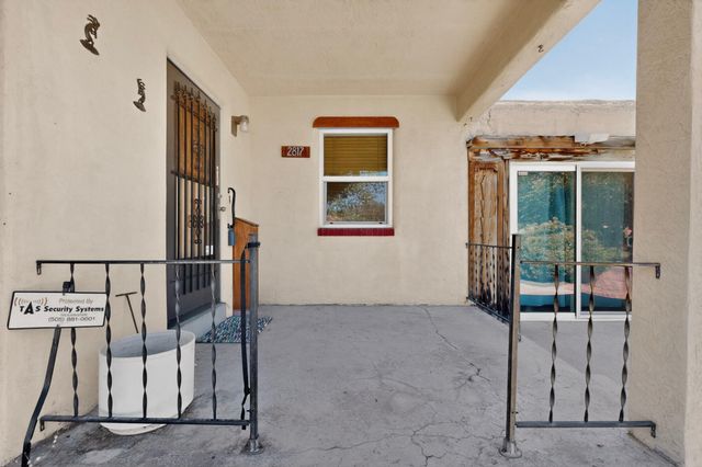 2817 Sierra Drive NE, Albuquerque, NM 87110