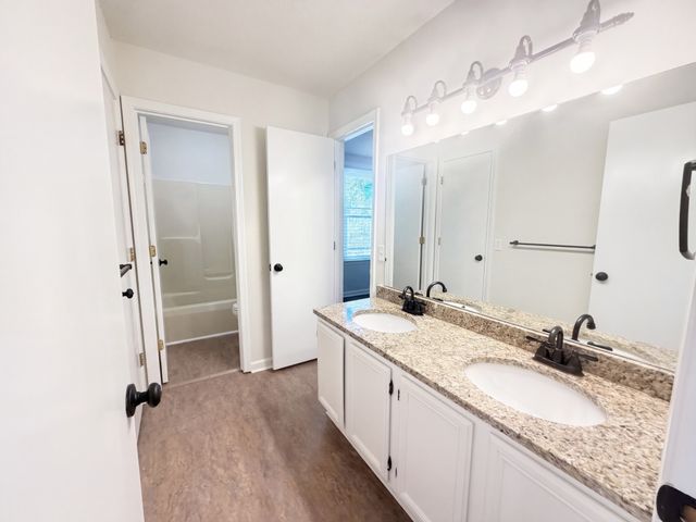 1819 Bourne Cir, Clarksville, TN 37043