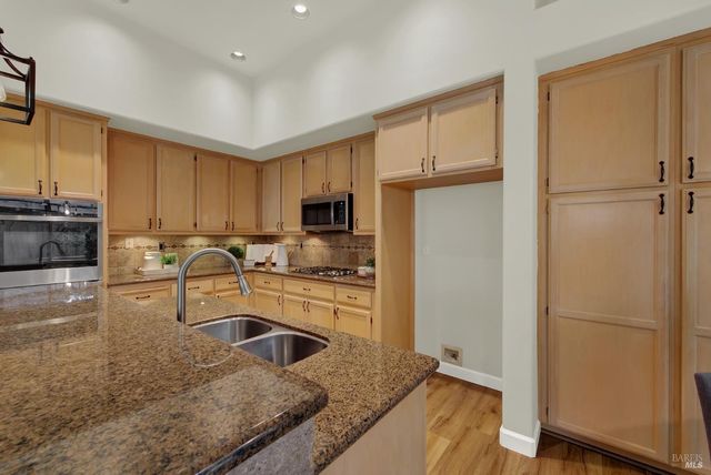 621 Renaissance Ave, Fairfield, CA 94534