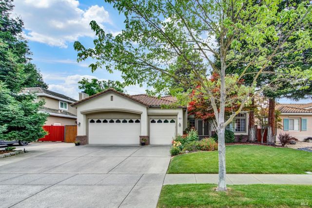 621 Renaissance Ave, Fairfield, CA 94534