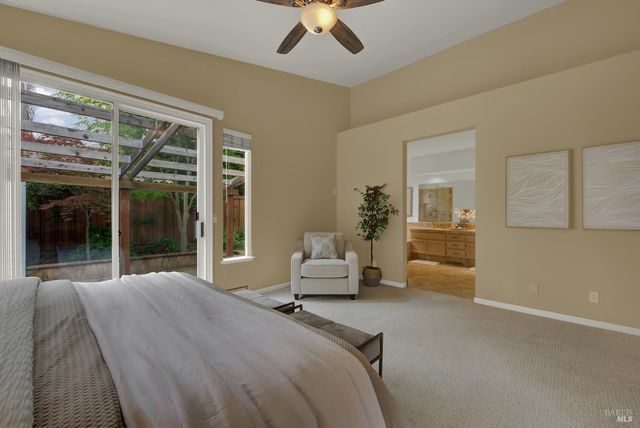 621 Renaissance Ave, Fairfield, CA 94534