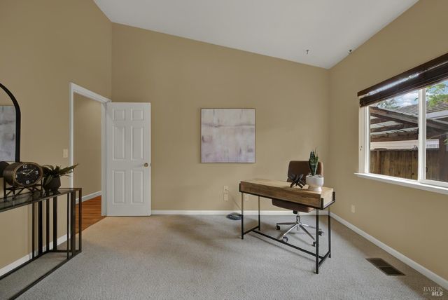 621 Renaissance Ave, Fairfield, CA 94534