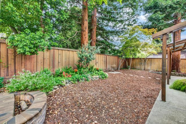 621 Renaissance Ave, Fairfield, CA 94534