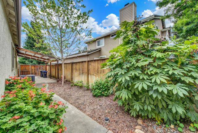 621 Renaissance Ave, Fairfield, CA 94534