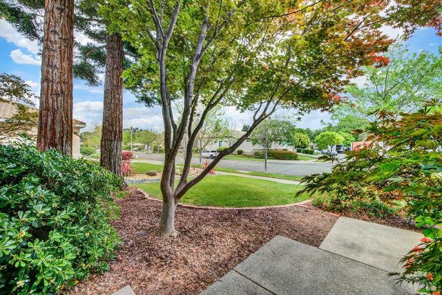 621 Renaissance Ave, Fairfield, CA 94534