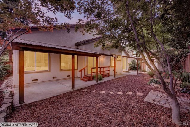 621 Renaissance Ave, Fairfield, CA 94534