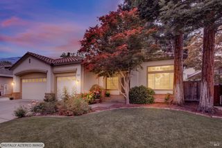 621 Renaissance Ave, Fairfield, CA 94534